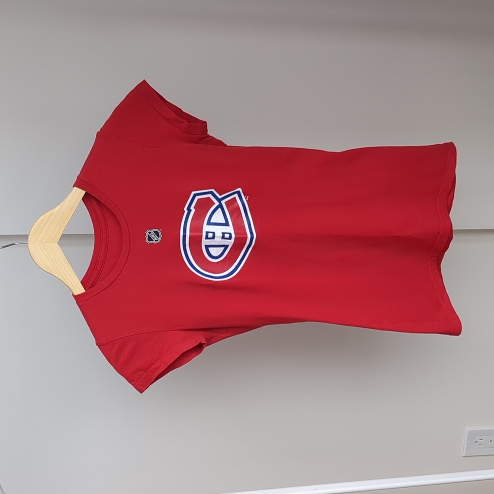 Habs (Montreal Canadian) #31 Price family T-shirt in small, cropped sleeves